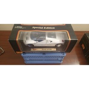 Maisto Ford GT90 1:18
